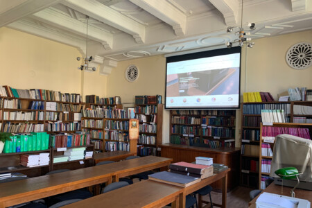 Продажба, доставка и инсталация на професионално презентационно оборудване Продажба на конферентна техника и оборудване