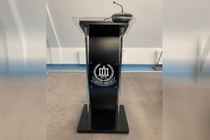 Проектиране, изработка и брандиране на катедра Продажба на конферентна техника и оборудване