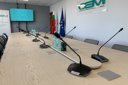 Цялостно проектиране на заседателна зала - Конферентна техника BOSCH Продажба на конферентна техника и оборудване