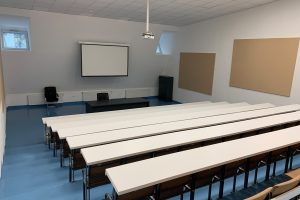 Конферентно оборудване университетска аула Продажба на техника и оборудване за събития