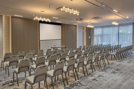 Парк Хотел Империал гр. Пловдив Продажба на конферентна техника и оборудване