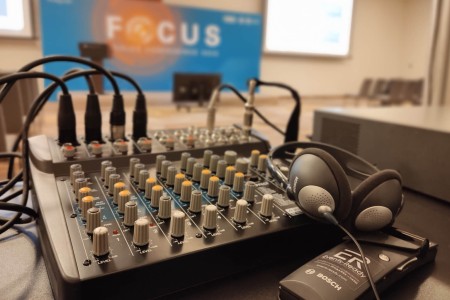 Цялостно оборудване за конференто мероприятие - Хотел Хаят Правец